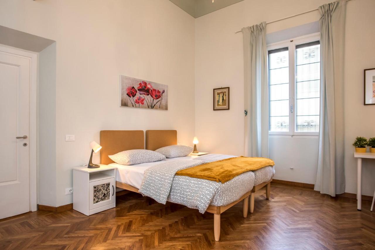 Ariento Apartment - Heart Of Флоренція Екстер'єр фото